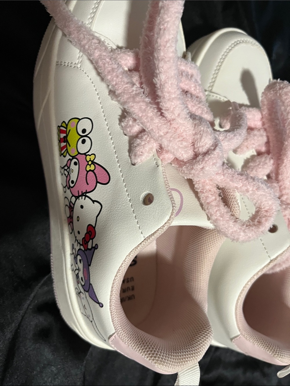 Primark x Sanrio Hello Kitty Friends Sneakers Women’s 7 Pink Fuzzy Laces